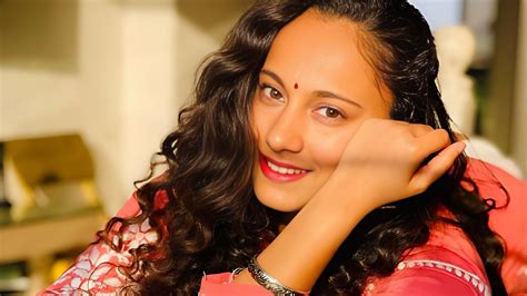 Gauri Ingawale Age, Family, Biography & More »。